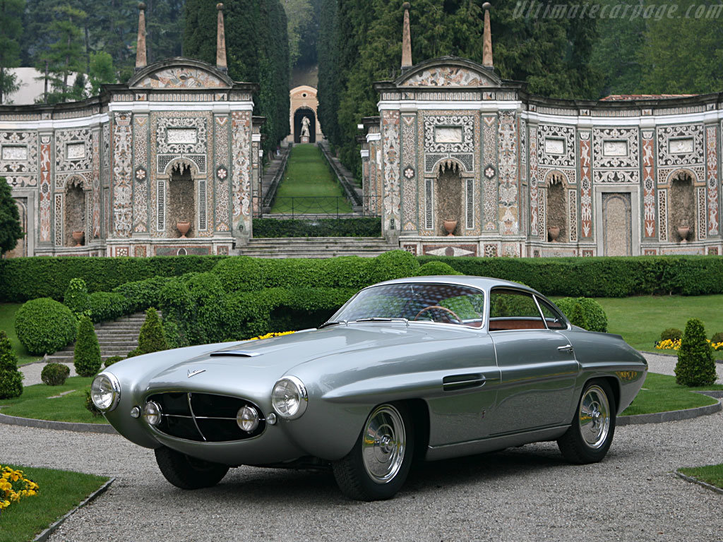 Ghia_Supersonic_Fiat_8V_1954_silver_06.jpg