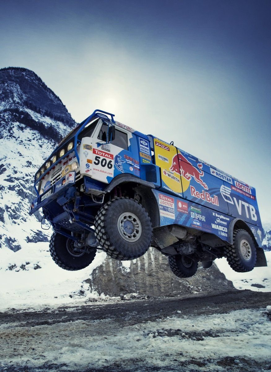 giant rally truck6.jpg