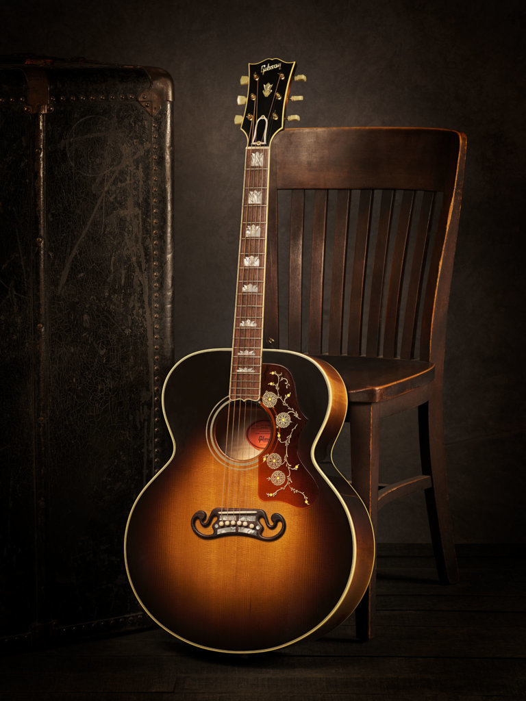 Gibson J200 1957_2048_v3.jpg
