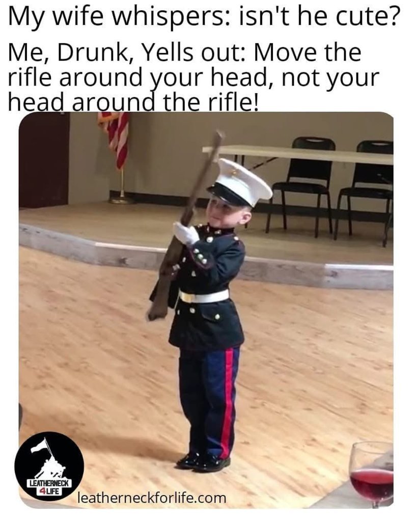 GkFD2iLaAAAxLbD.jpg