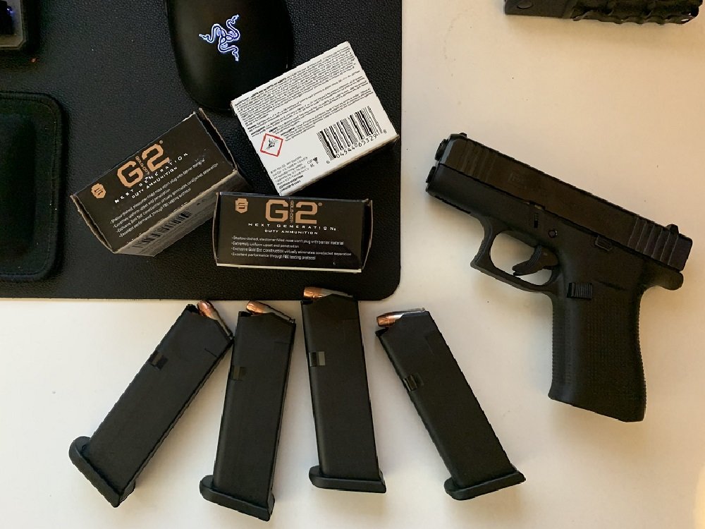 glock 2.jpg