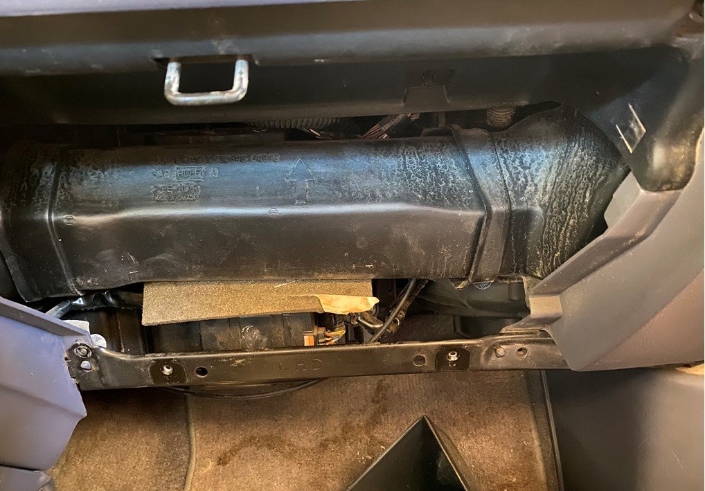 glovebox.jpg