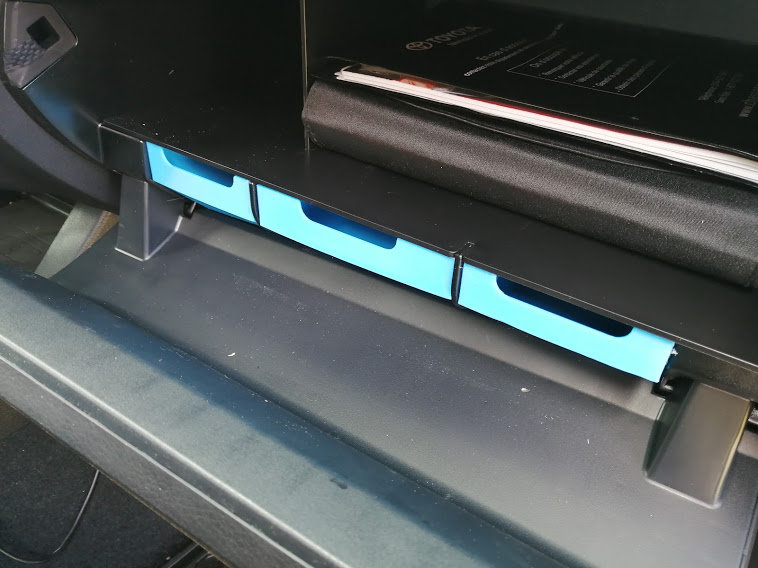 glovebox2.jpg
