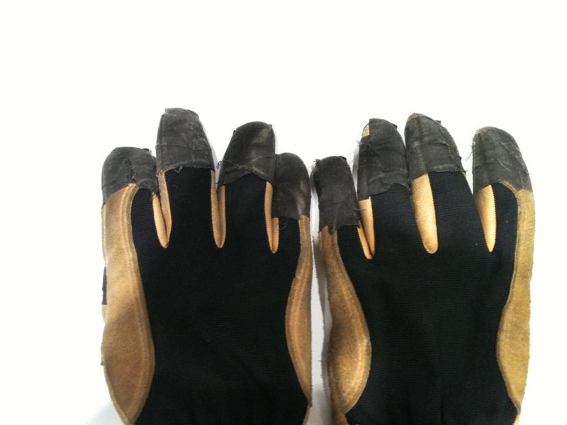 gloves 004.jpg