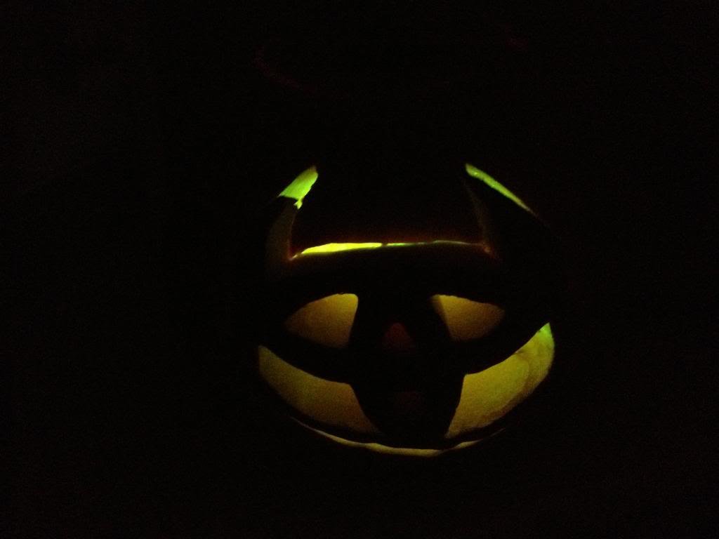 glowstick2_79e2e4a7f24215ac90afad7c30187589700b1f0b.jpg
