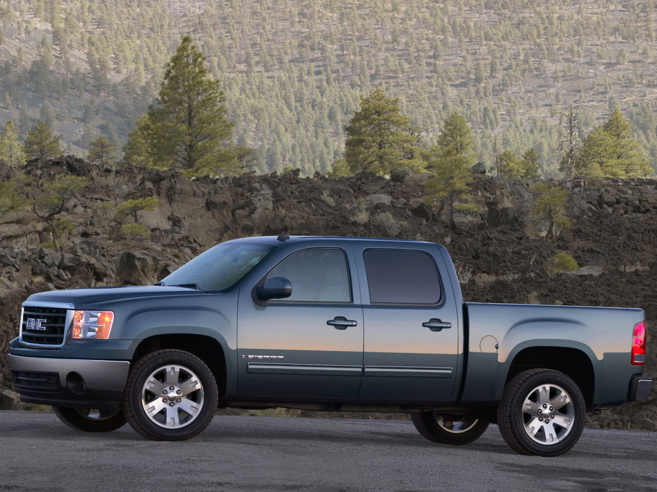 gmc_sierra_crew_cab.jpg