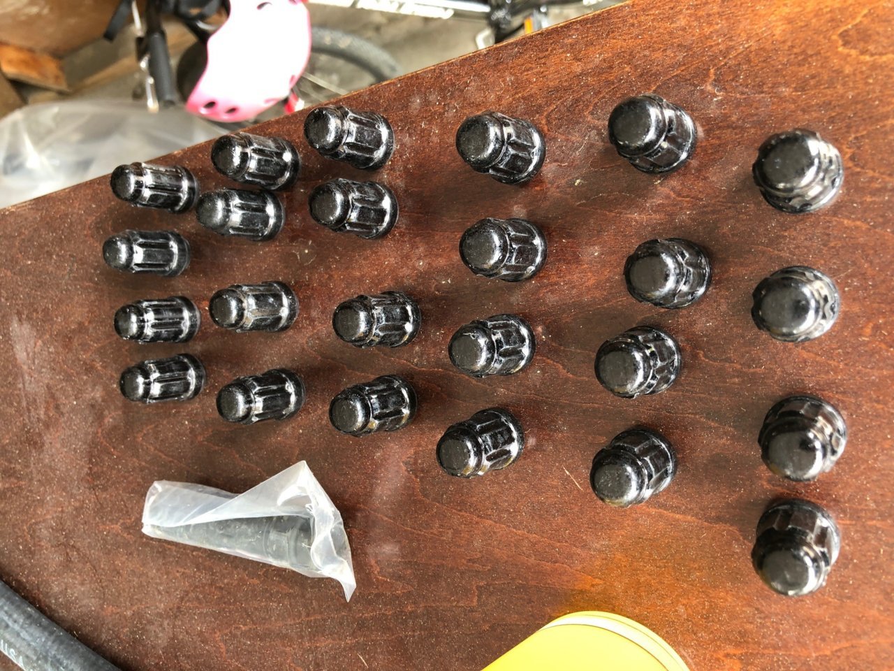 Gorilla Lugs Pic 1.jpg