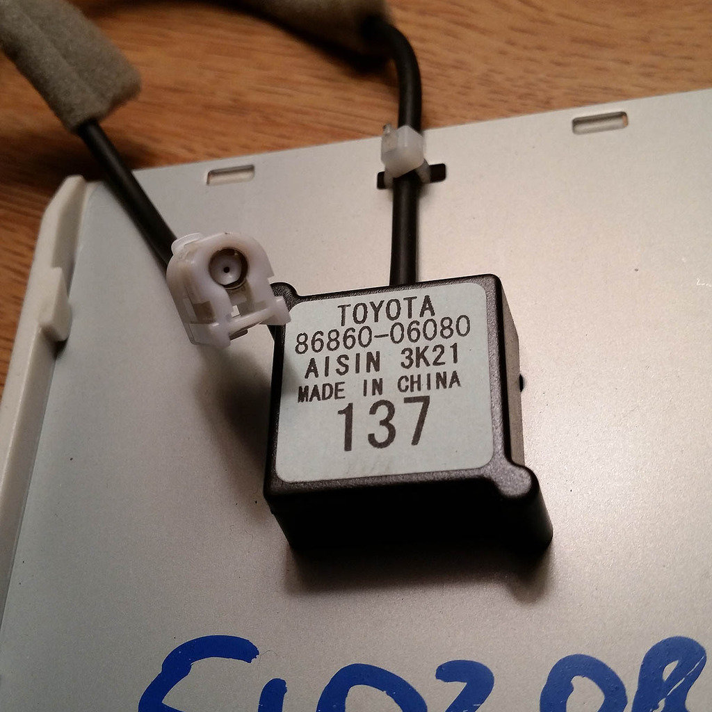 gps%20antenna_zps31la4fxz_8e1528caad319cbc3466afeb27b8705cd42eac87.jpg