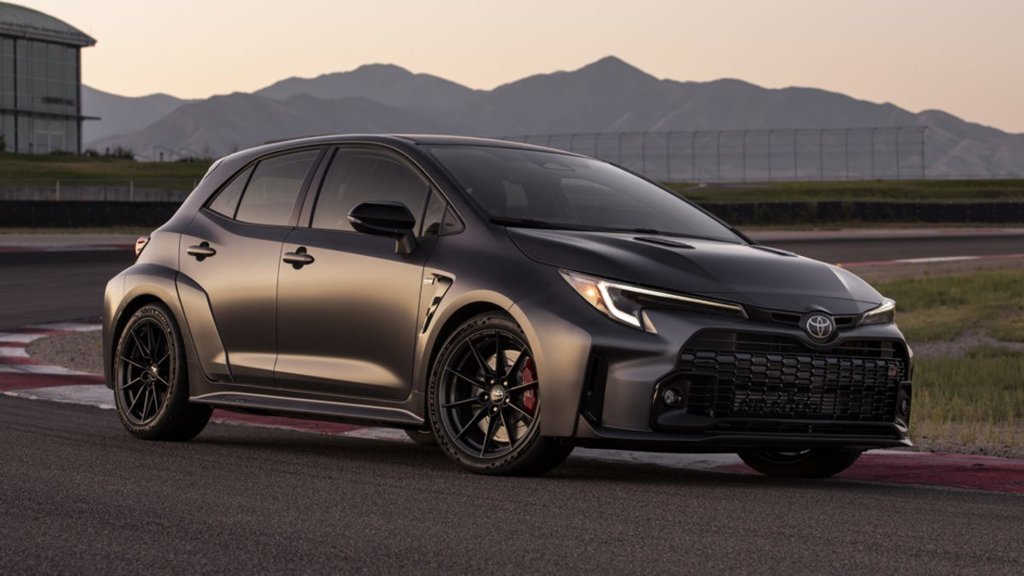 gr-corolla-ogi.jpg