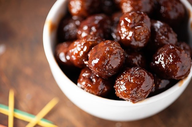 grape-jelly-meatballs-recipe.jpg