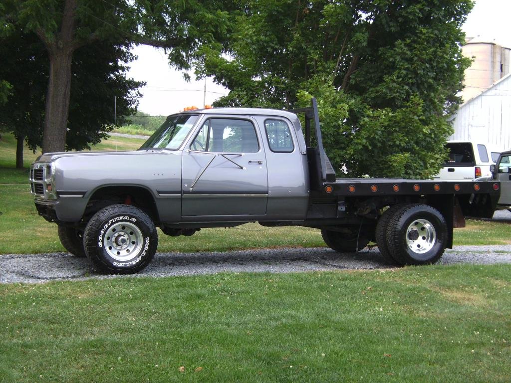 gray truck 002.jpg