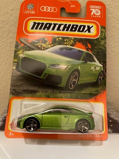 GREEN.jpg