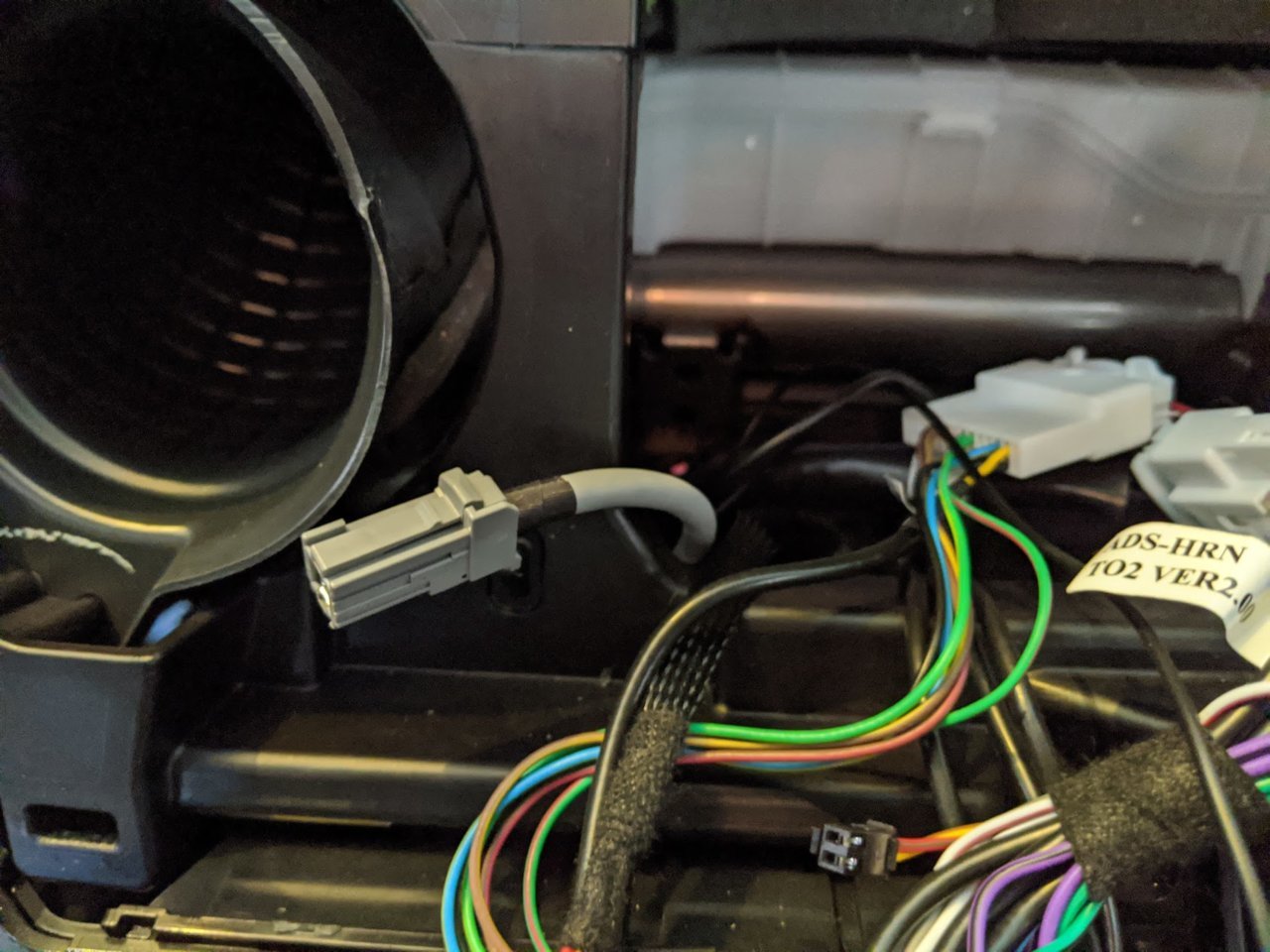 greycable.jpg