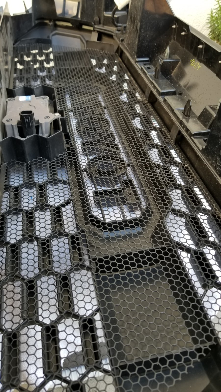 GRILL FITTING.jpg