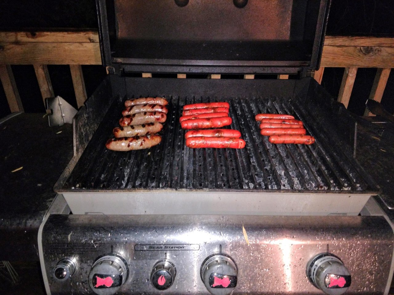grill in rain.jpg