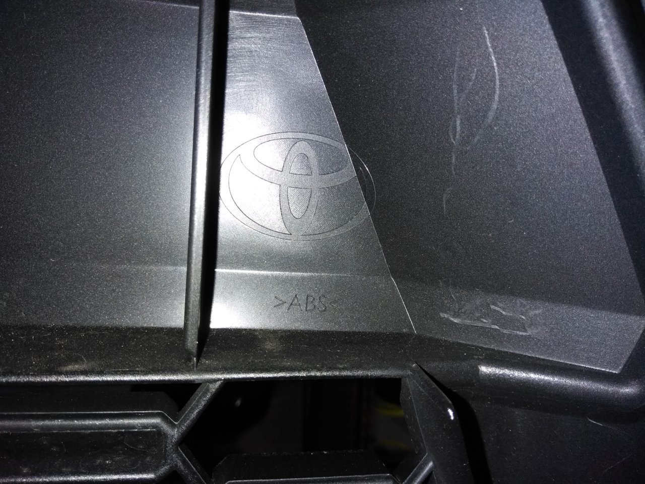 grill toy emblem.jpg