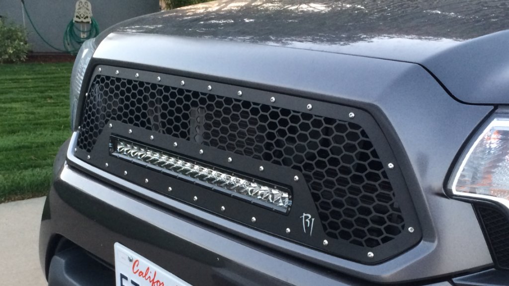 Grill_zps1b516044_83a7964c3b28b5fd908fc7cf45b1c3f4c4e057b9.jpg