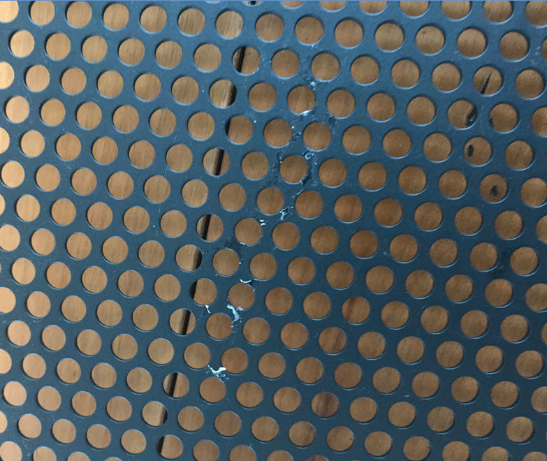 GRILLE2.jpg