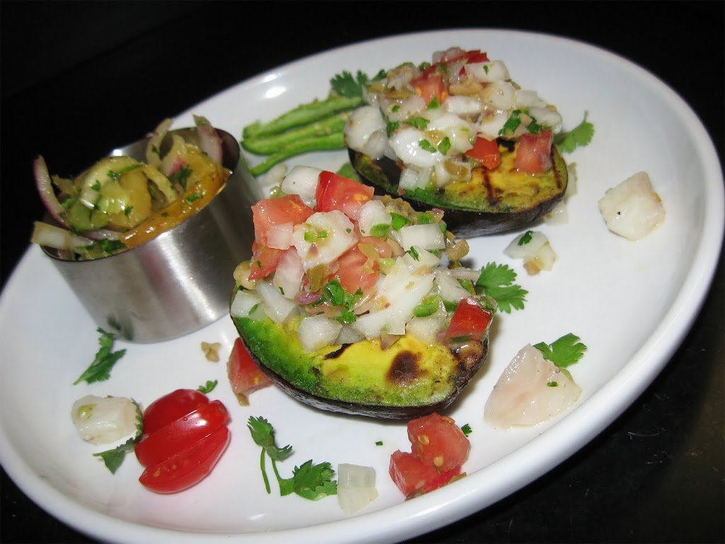 grilled-avacado_57ab4055f57e0f98a94376394e2779d599d63a9d.jpg