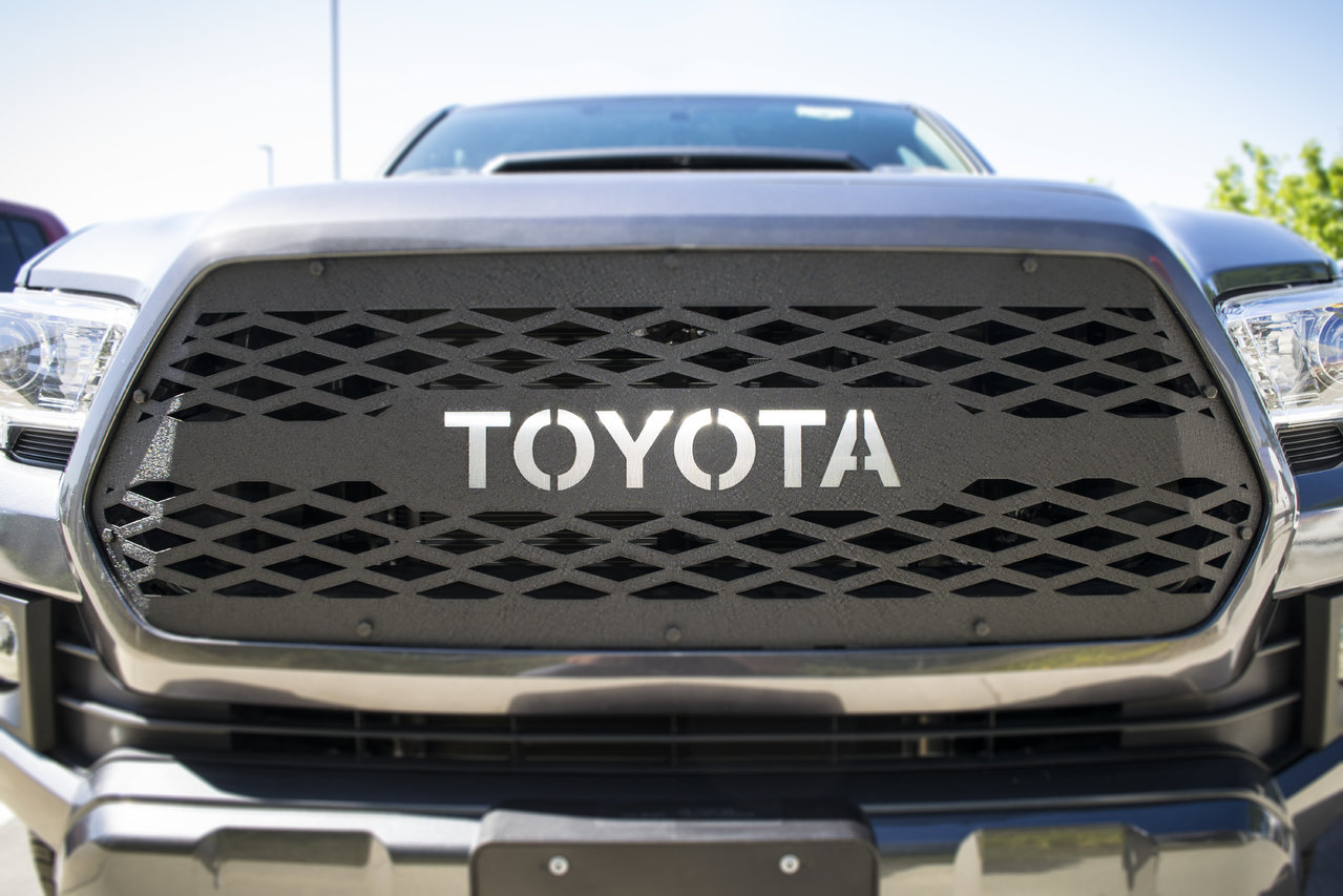 GrilleFront-OnTruck.jpg