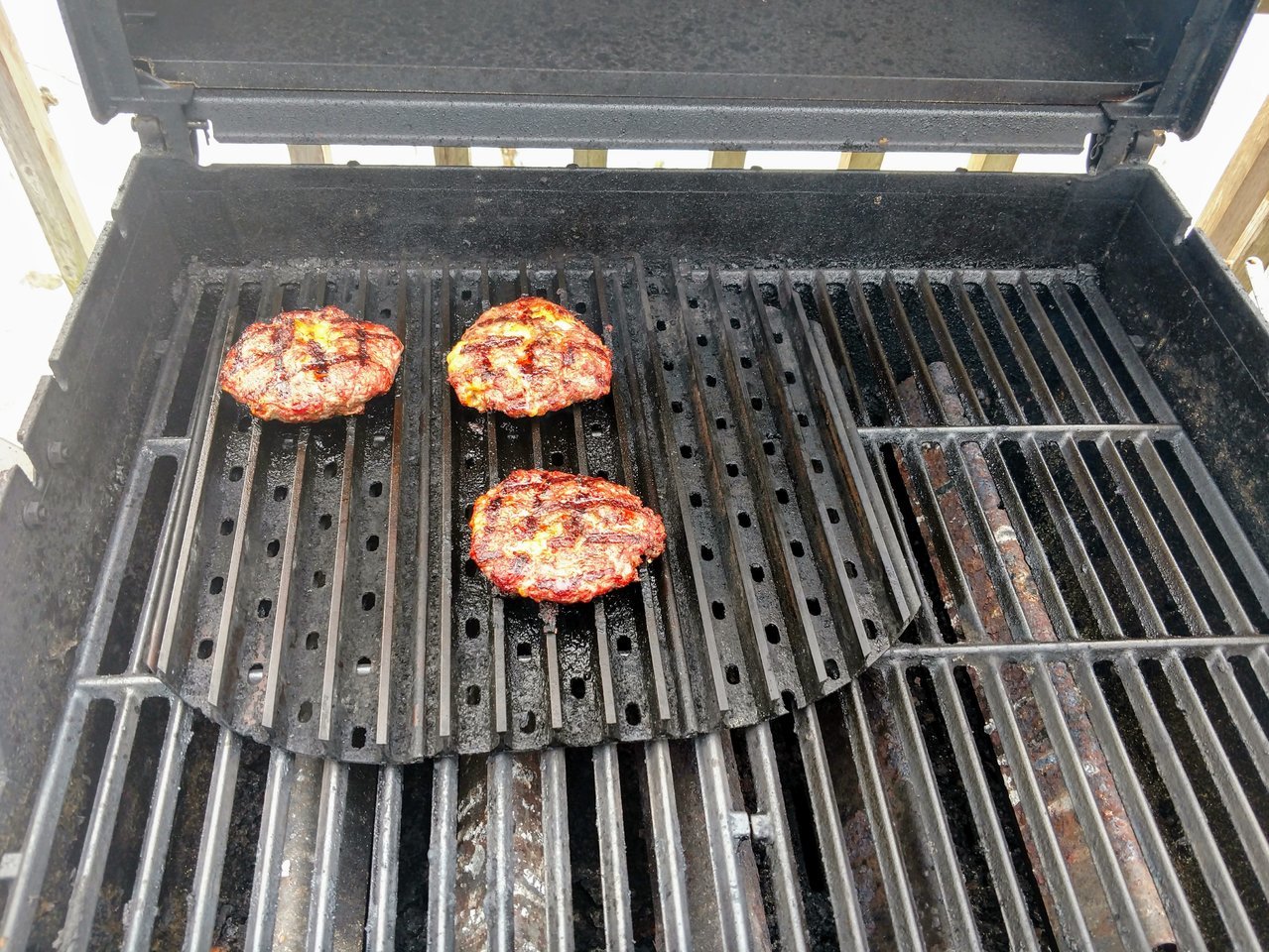 grilling burg.jpg