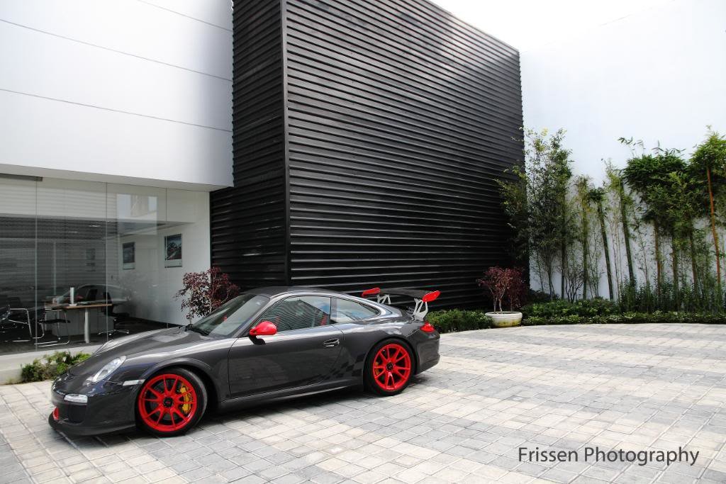 GT3RS04editFR_492ad31ee3d64fb5de8ef30e7d71debdb0e53bd4.jpg