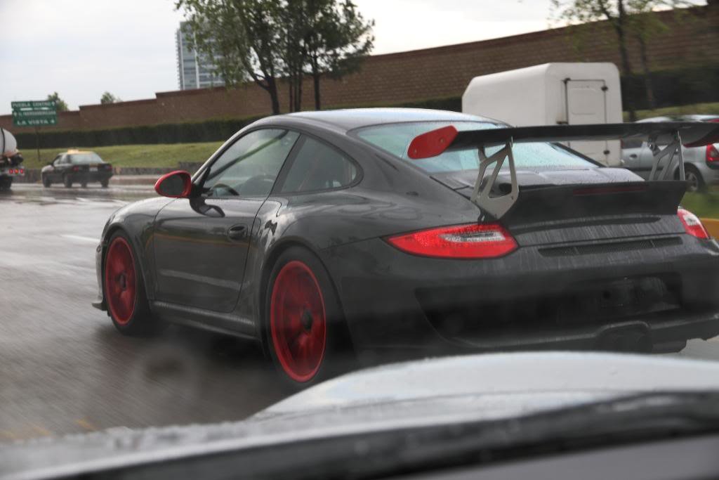 GT3RS22_39b5c2a082a722d783616e7380bd3c7032e6dbf2.jpg