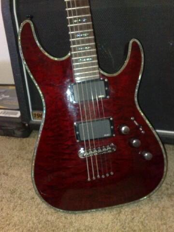guitar_b33a4205793e2b6099e0042e97521d8d15fa00ac.jpg