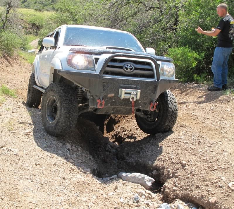 GUNSIGHTPASSspanningtheditch3_32e68663157c865d202fc2d085d404e0edf9918f.jpg