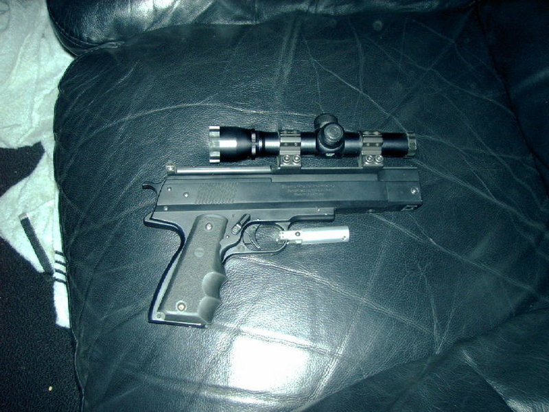 gunssssssss 010.jpg