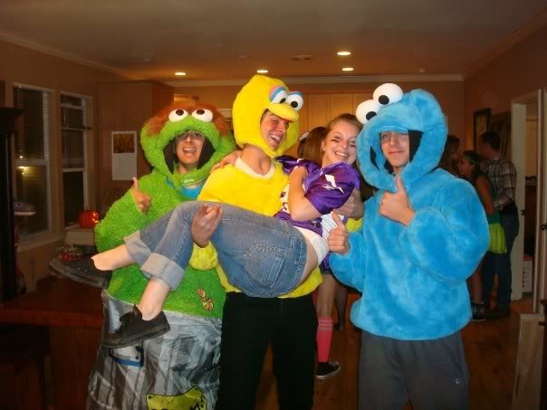halloween1_60557fb2f4cacc62f14fbae26a9a3390394ab5c1.jpg