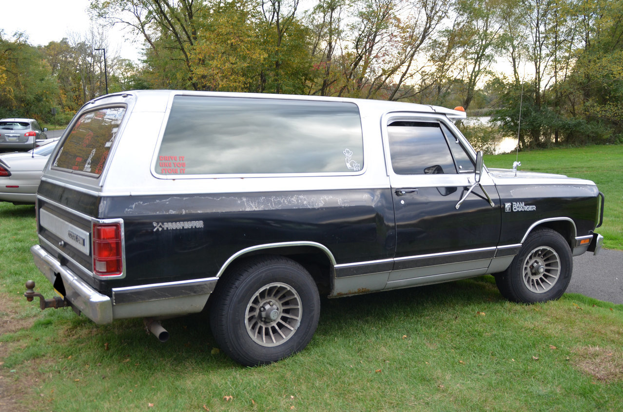 HalloweenCarShow 557.jpg