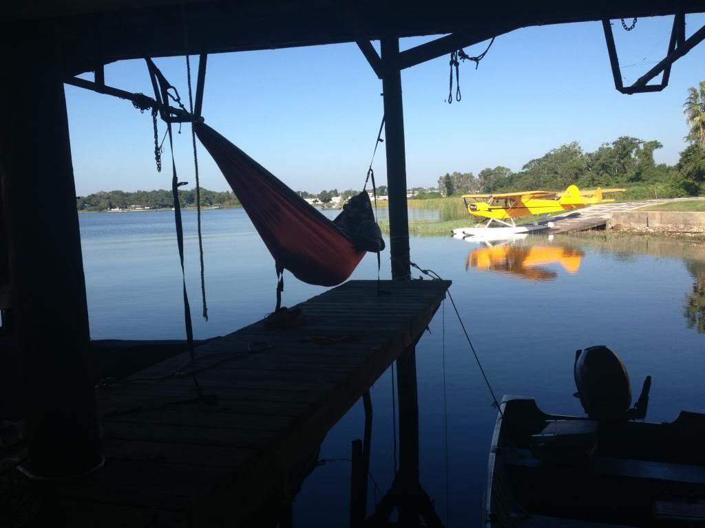 hammock_f4673156aab313145b4d18affee207f121b3f031.jpg