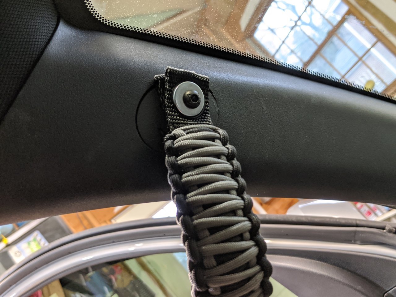 Handle3.jpg