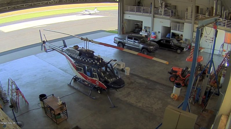 hangar2.jpg