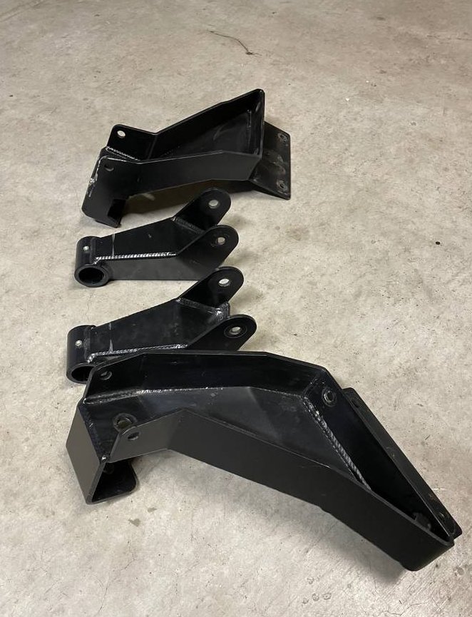 Hangers and Shackles.jpg