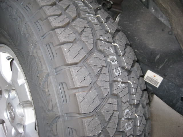 Hankook003-1_ba9d1928d5187b0cf26663897f1ff9b3f78e2cc5.jpg