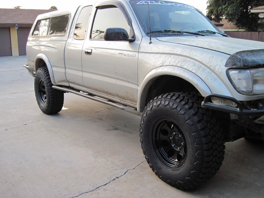 Hankook295s1_0ee6c003c198505e0ed3a4c278b8e9c6bbd84418.jpg