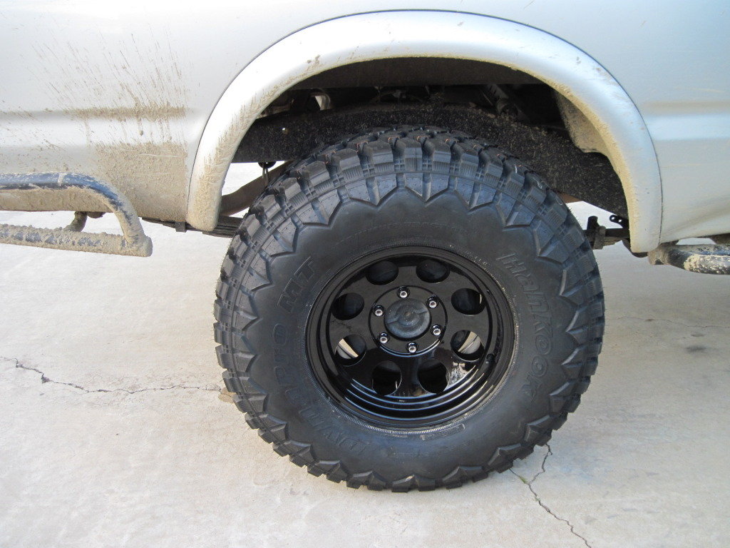 Hankook295s2_1fc9f5113535e3e61f4c467eb3dc9a939bde525f.jpg