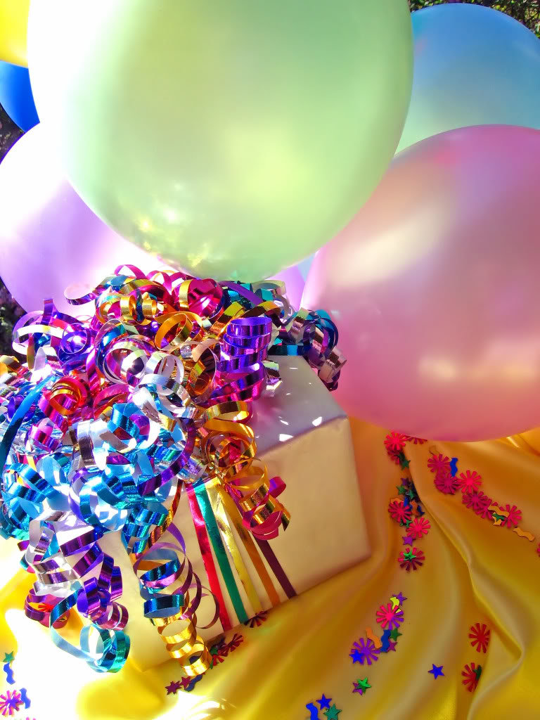 happy_birthday_background_24202053_3f6d482c4726a3ceb461d7d8a30b9f55b694fe48.jpg