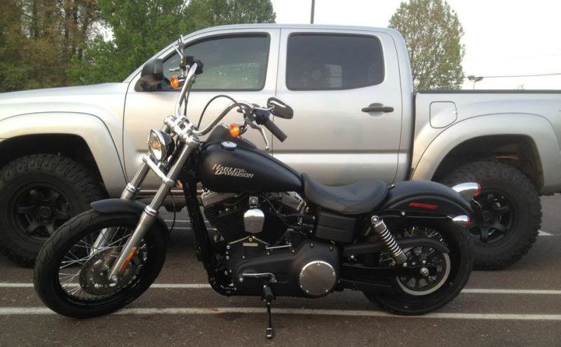 harley_6a3e2050aee4e8132620cbaba0294d880509c948.jpg
