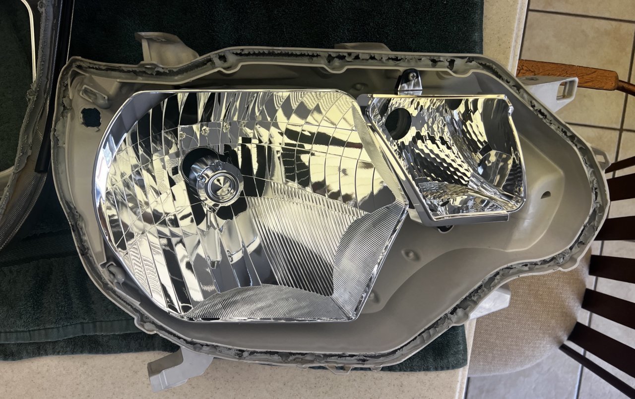 Headlight-003.jpg