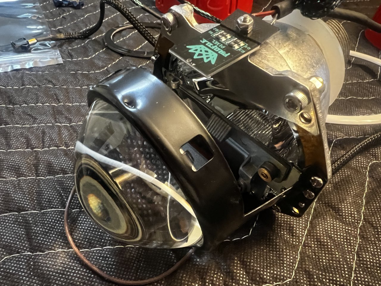 Headlight-018.jpg