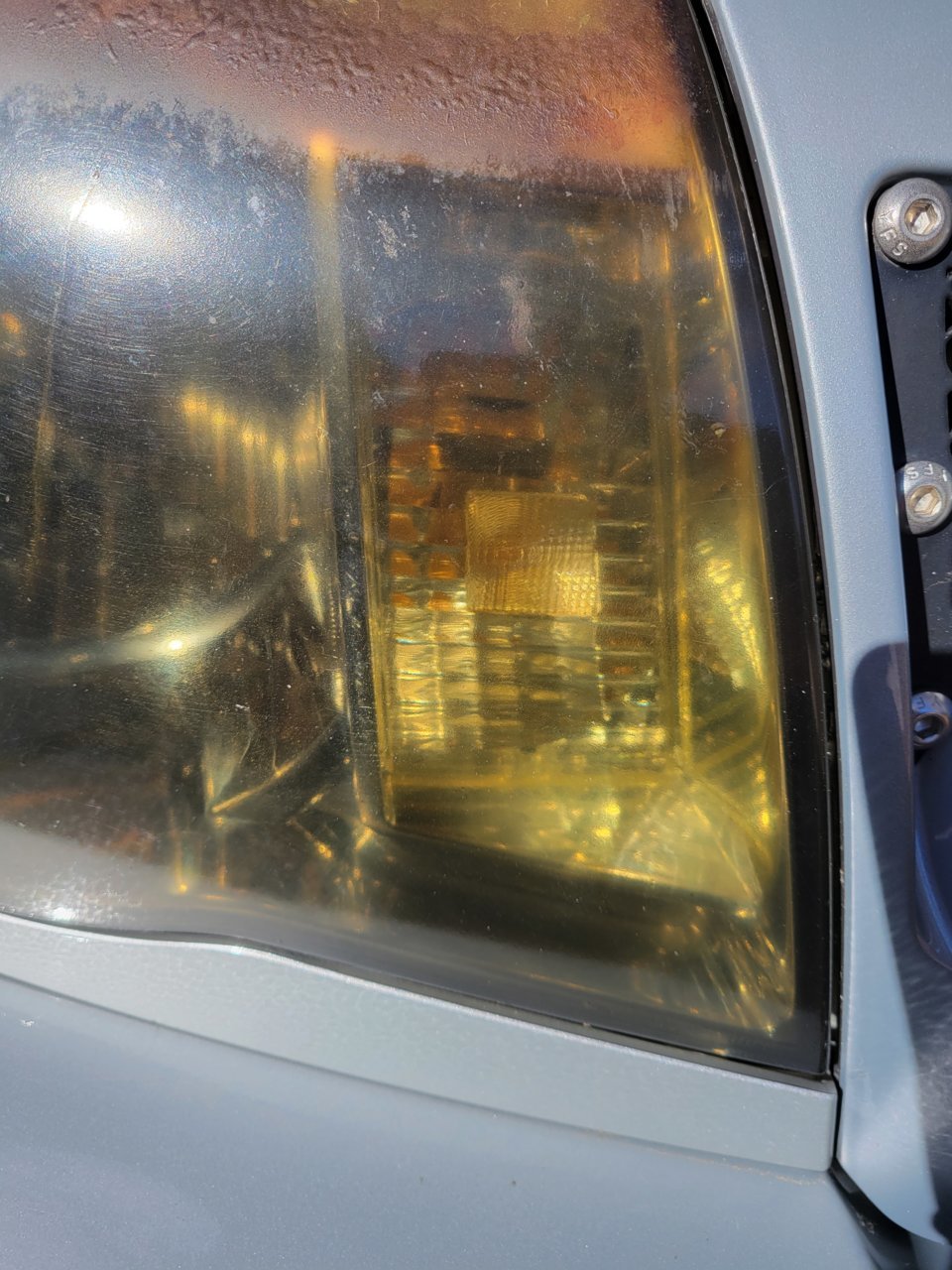 headlight 2.jpg