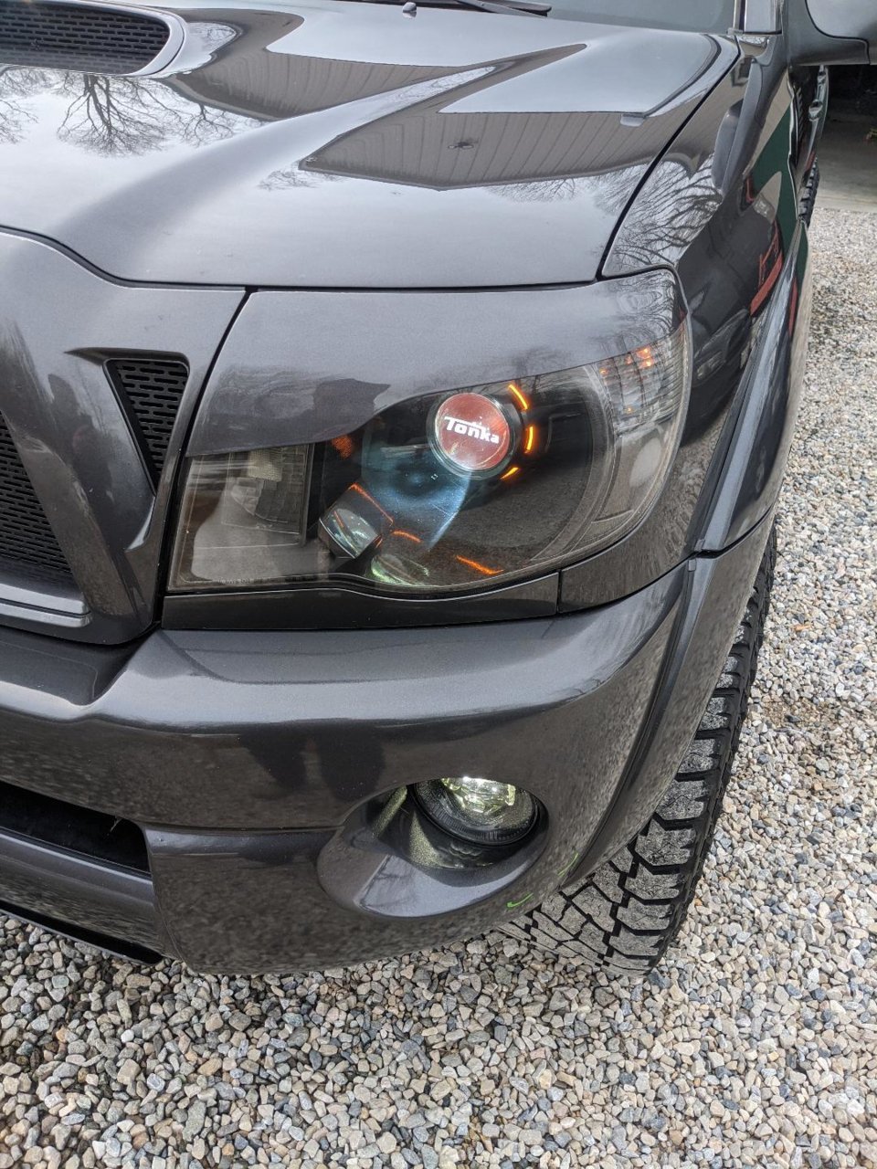headlight.jpg