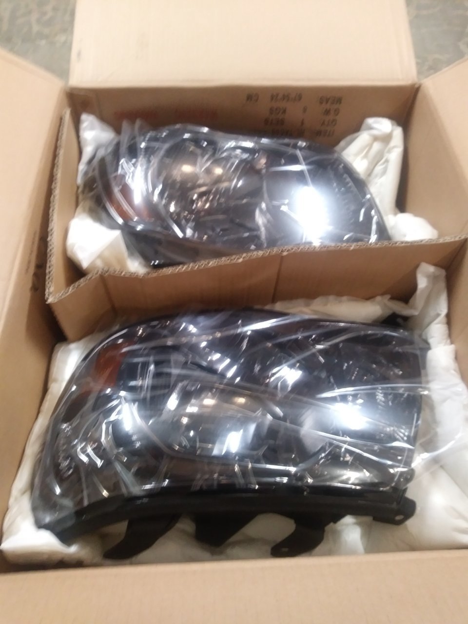 headlight1.jpg