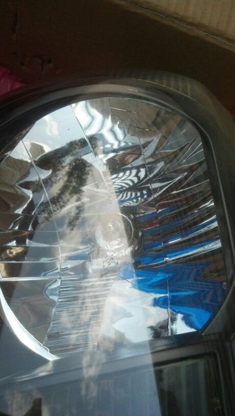 headlight2.jpg