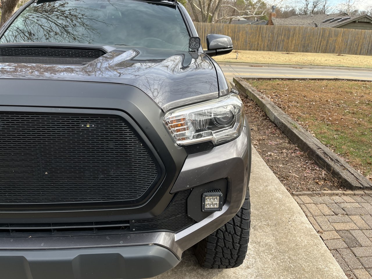 Headlight2.jpg