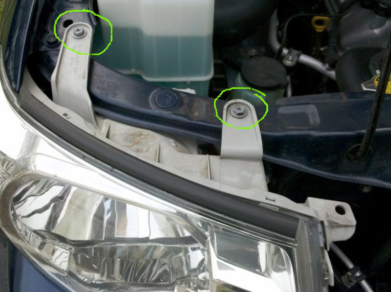 headlight6_5aed00095052be754b7038b17258cf2da2077363.jpg
