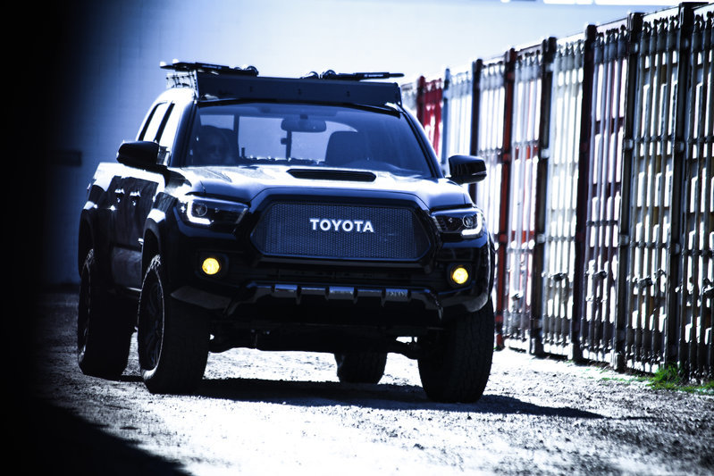 HEADLIGHTS 2 (1 of 1).jpg